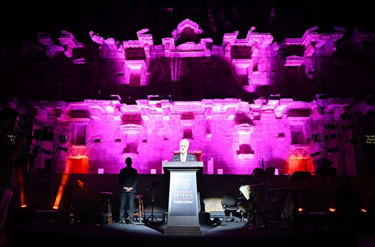 Antalya\'da 16. Uluslararası Tiyatro Festivali