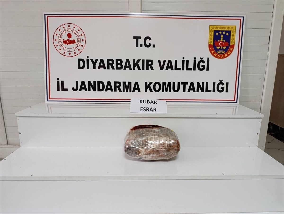 Diyarbakır\'da Uyuşturucu Operasyonu: 28 Gözaltı