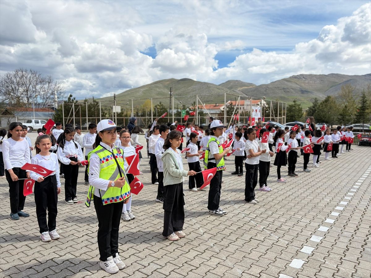 Doğanşehir\'de Trafik Haftası Etkinlikleri