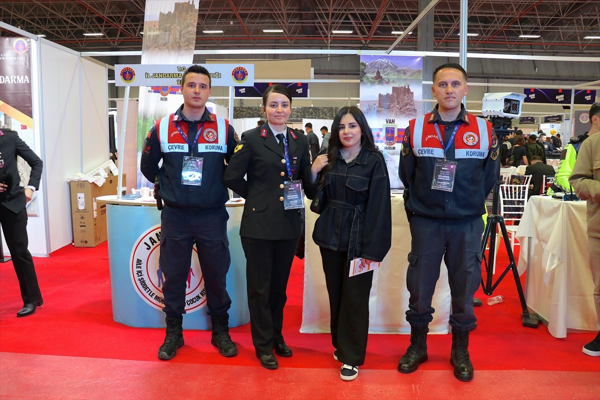 DAKAF\'26: 25 Bin Ziyaretçi İle Başladı