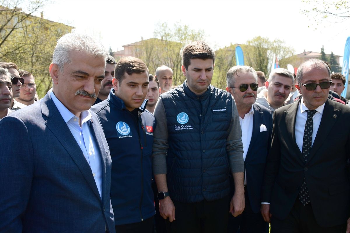 Düzce\'de \'Devlet Bahçeli Hatıra Ormanı\' Kuruldu