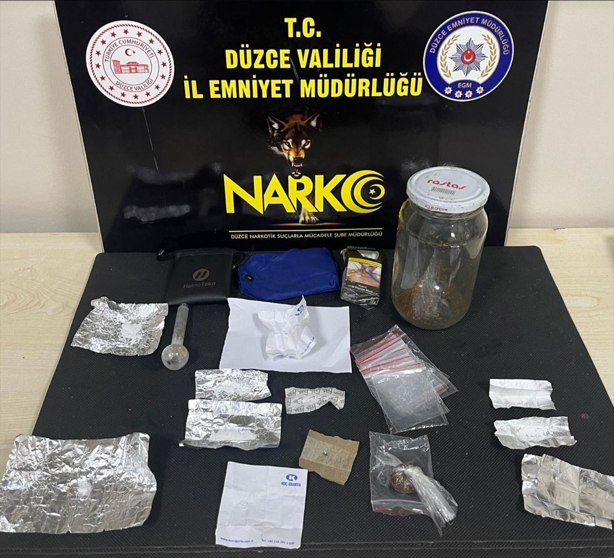 Düzce\'de Uyuşturucu Operasyonu: 2 Tutuklama