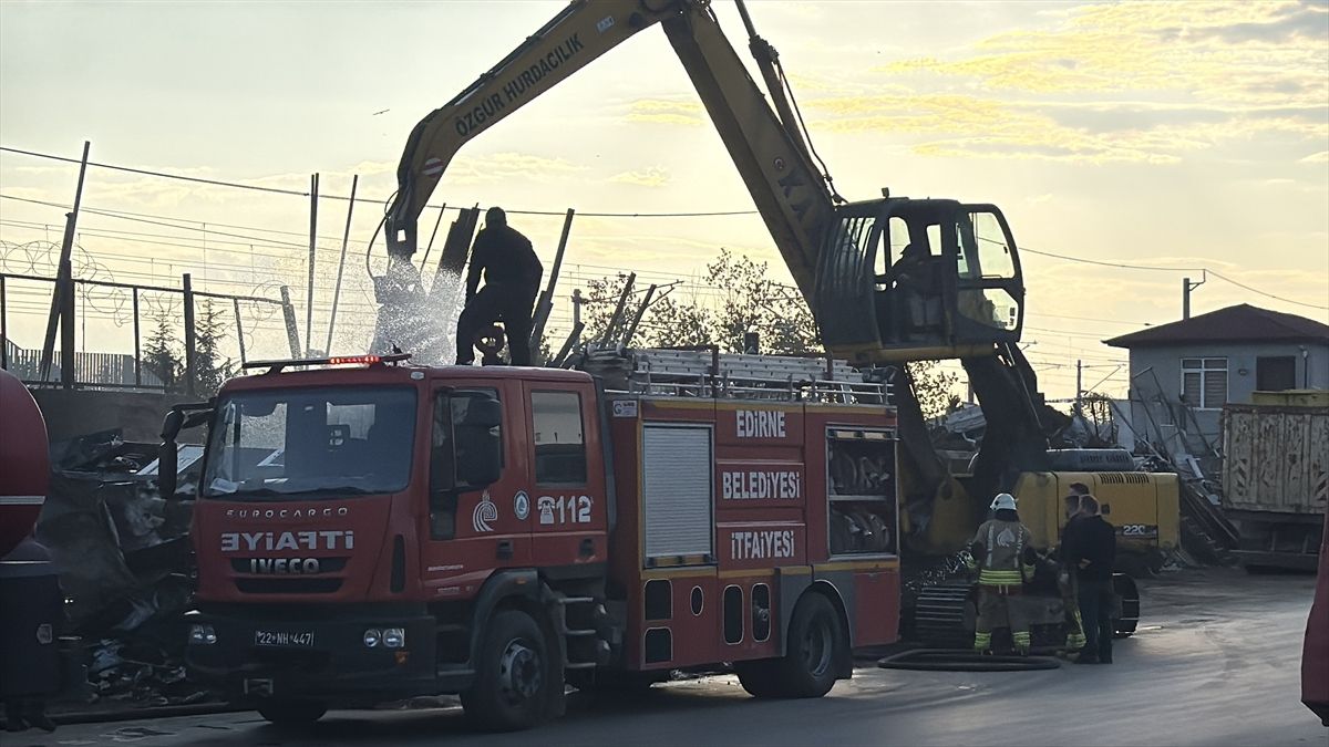 Edirne\'de Hurdacıda Yangın Çıktı