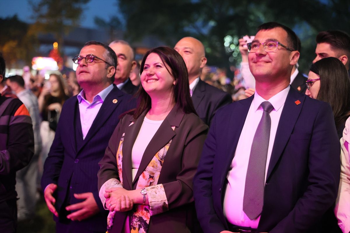 Edirne\'de Kakava Şenlikleri Coşkuyla Kutlandı