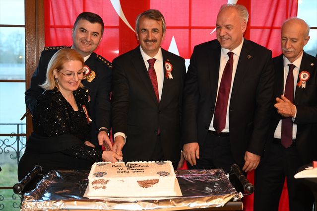 Edirne’de Türk Polis Teşkilatının 181. kuruluş yıl dönümü resepsiyonla kutlandı