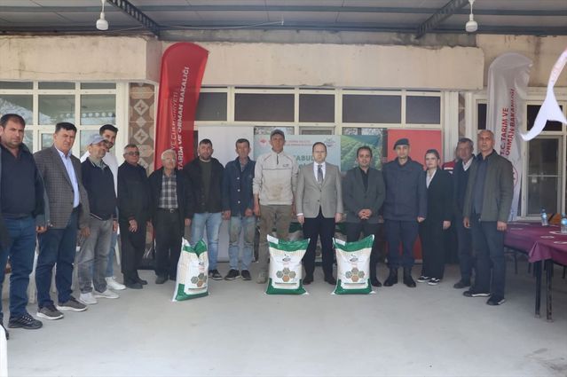 Meriç’te Üreticilere Kuru Fasulye Tohumu Dağıtıldı