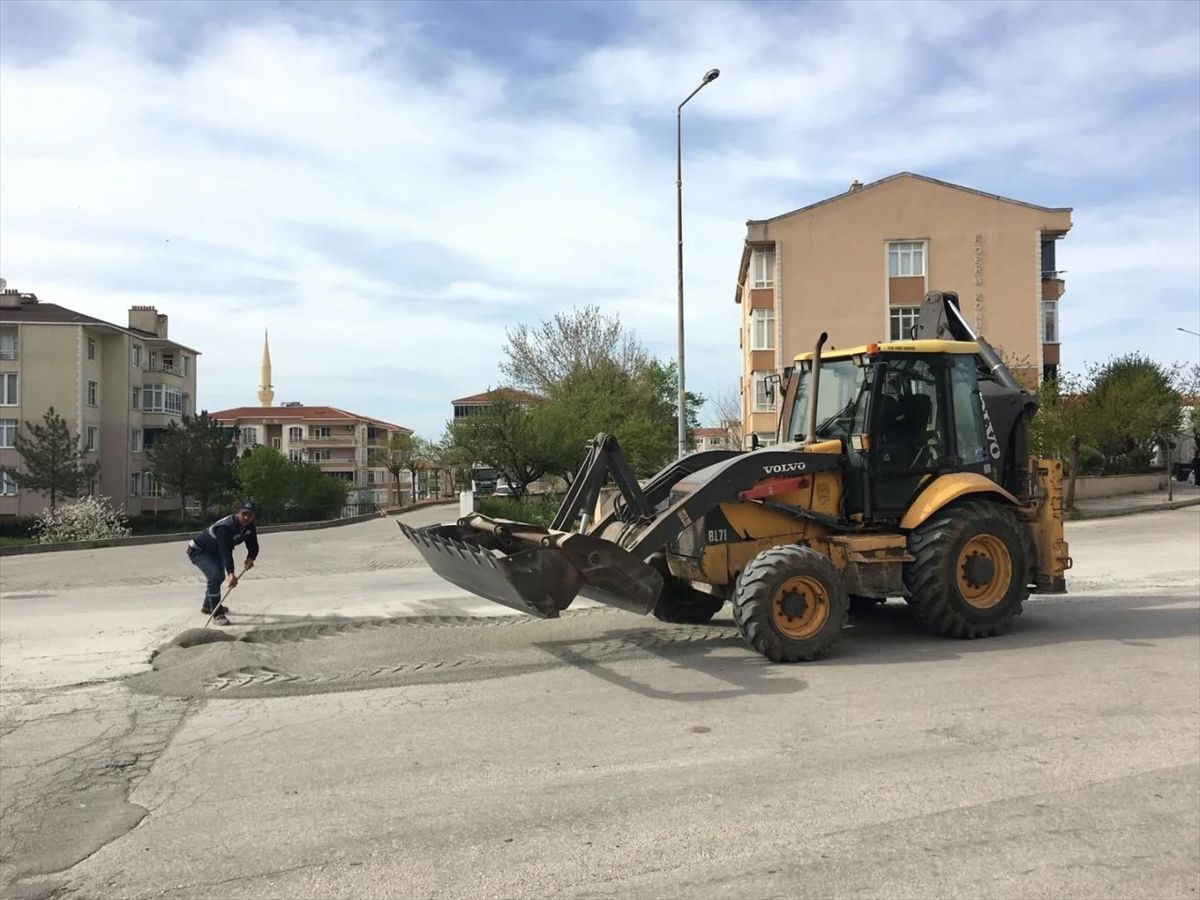 Tüfekçi\'den Kızılay\'a Ziyaret