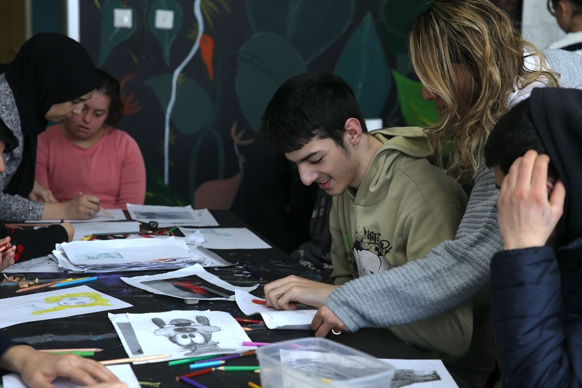 Meleklerle Bir Gün Projesi