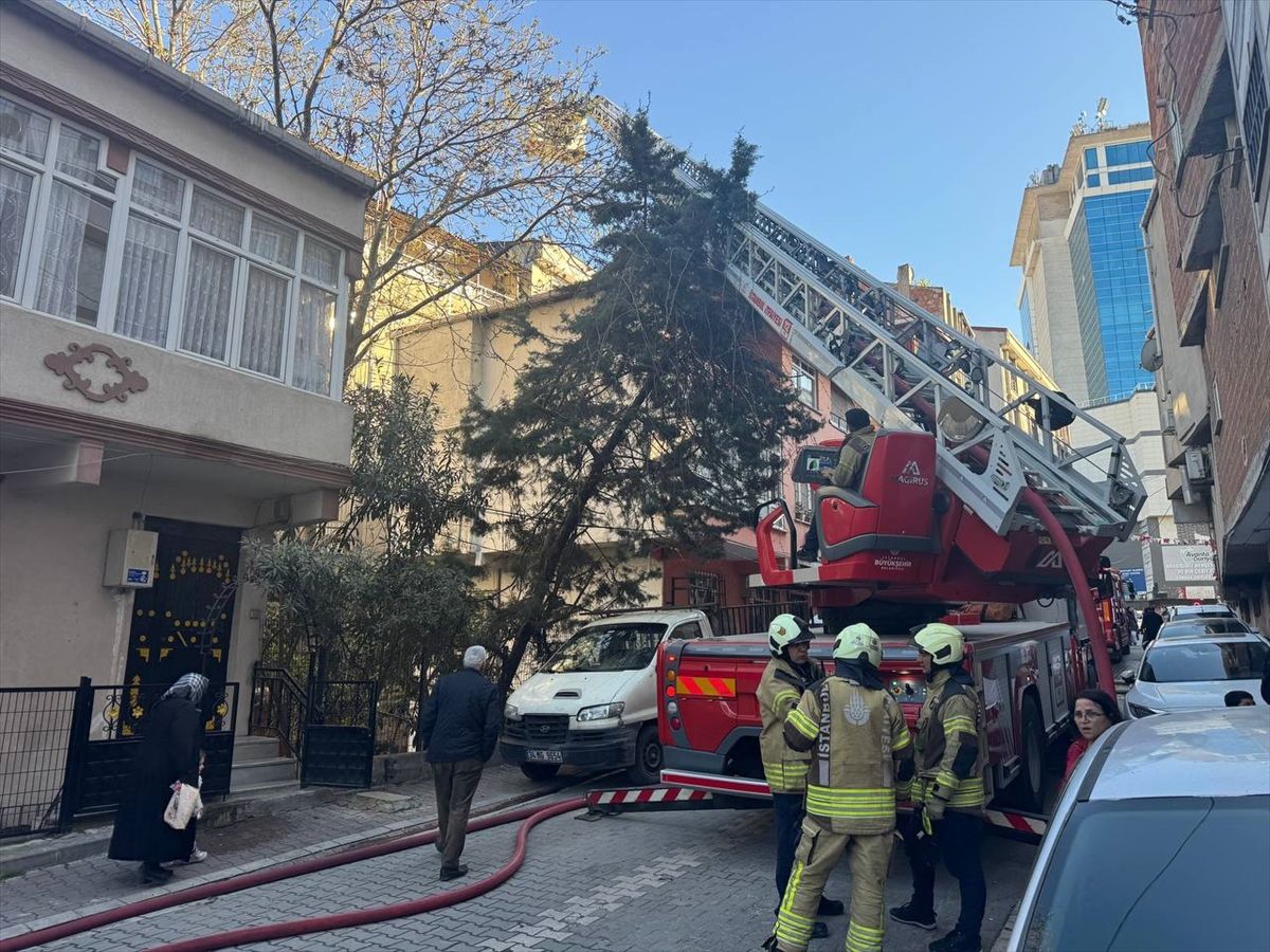 Esenyurt\'ta Yangın Paniği