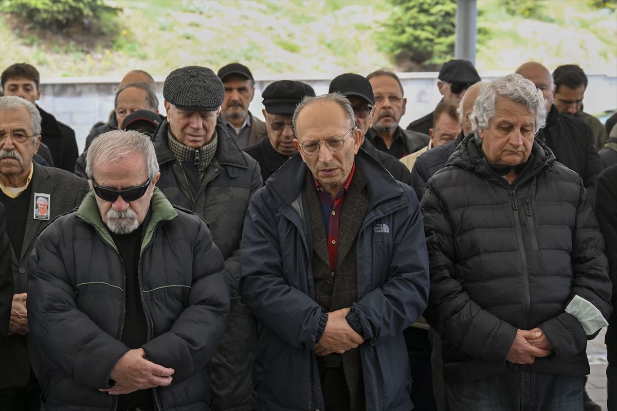 Bengi Baytur\'un Cenazesi Toprağa Verildi