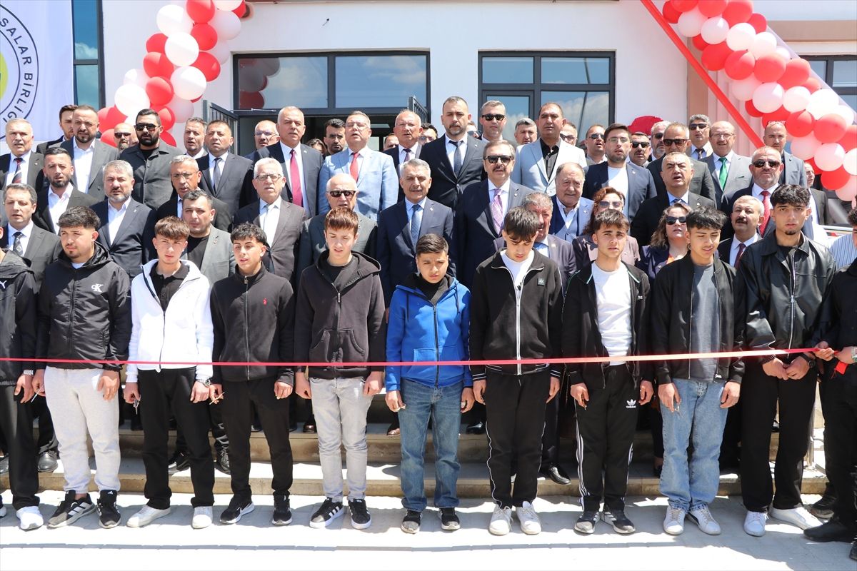 Yozgat\'ta Okul Açılışları