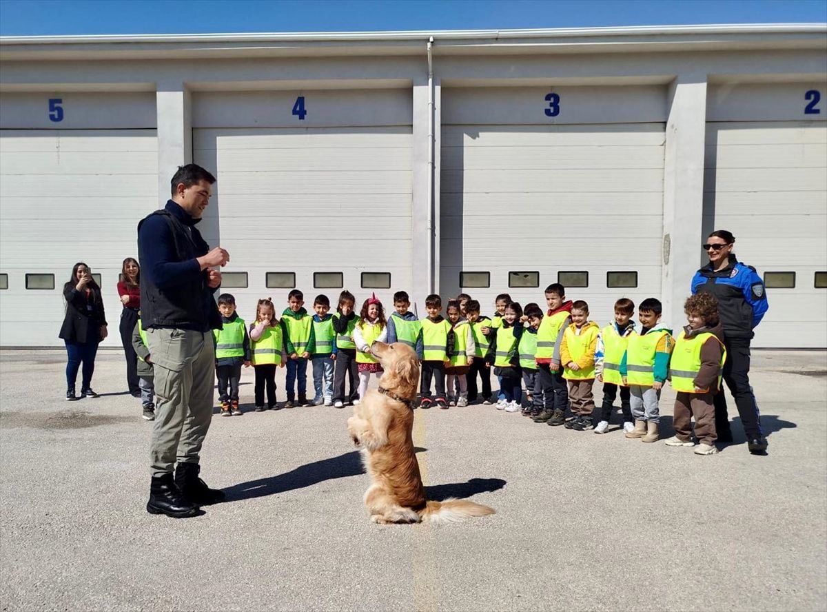 Polis Haftası\'nda 780 Öğrenciye Etkinlik