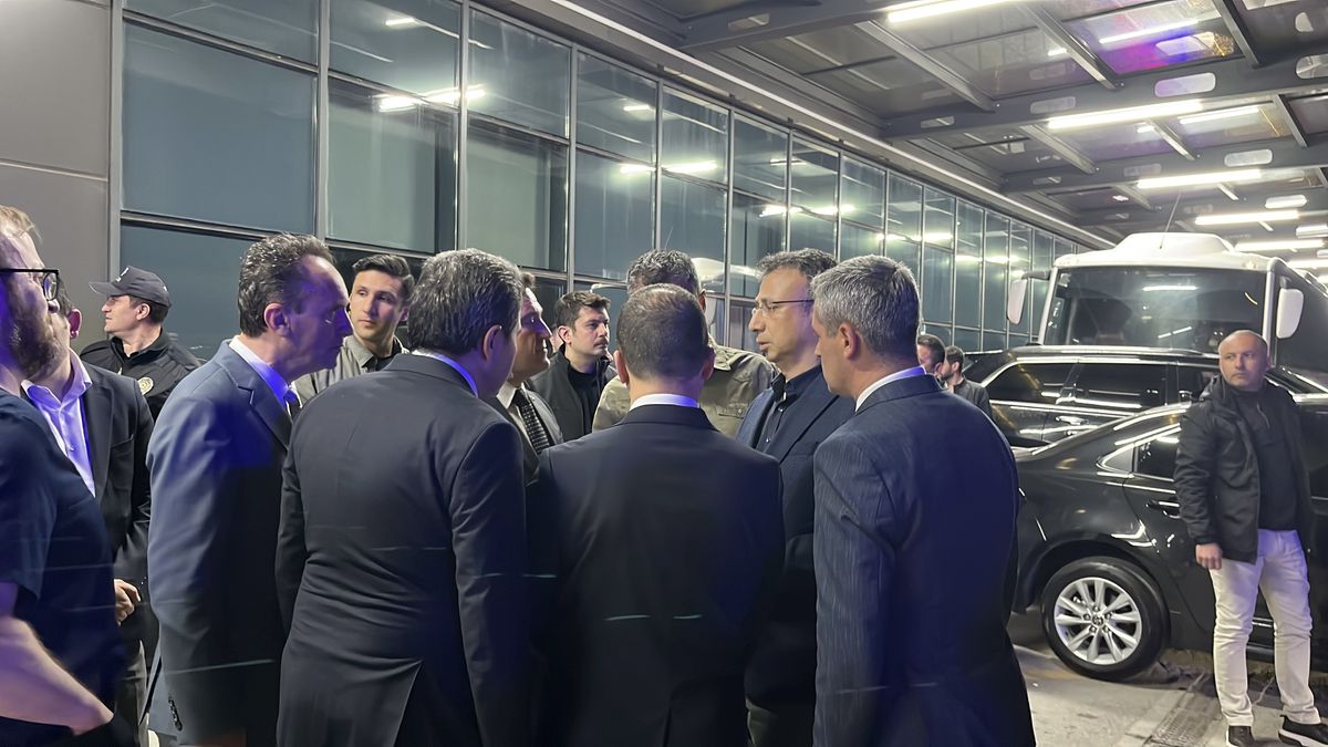 Eskişehir\'de Trafik Kazası: Kaymakam Yaralandı, Bir Kişi Hayatını Kaybetti