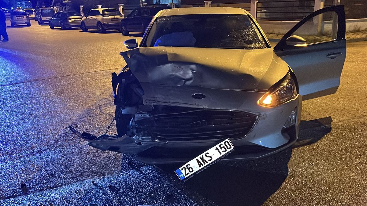 Eskişehir\'de Trafik Kazası: 1 Yaralı