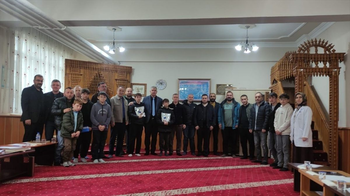 Espiye\'de Kur\'an-ı Kerim Yarışması