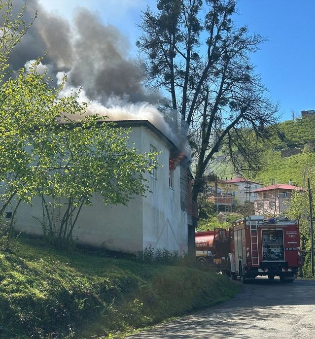 Espiye'de Müstakil Evde Yangın