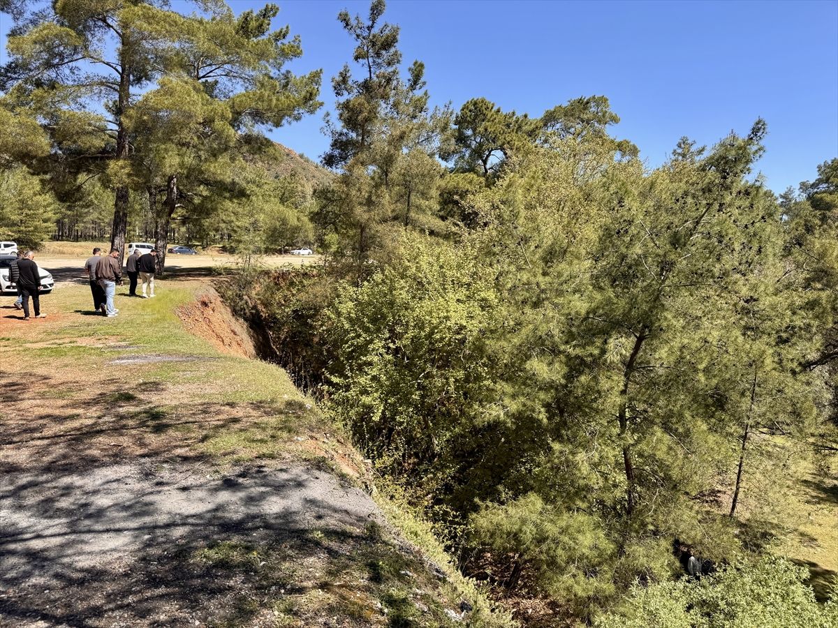 Fethiye\'de Uçurumdan Düşen Genç Hayatını Kaybetti