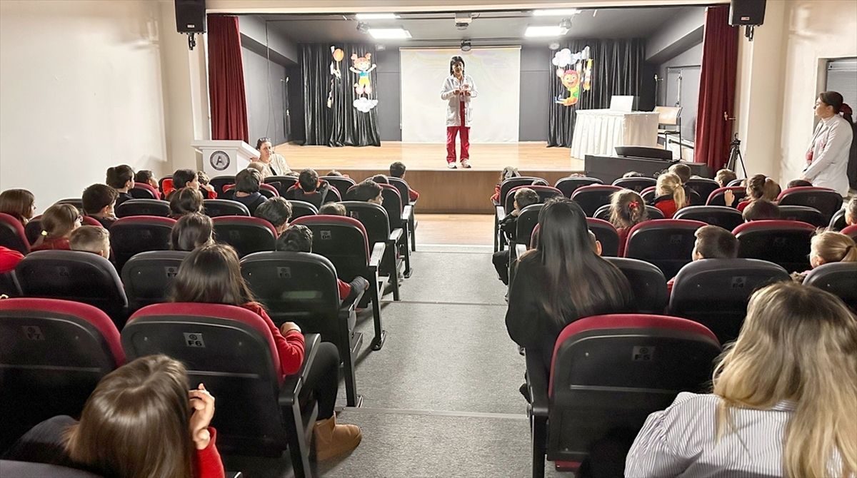 Çanakkale\'de Ağız Sağlığı Eğitimi