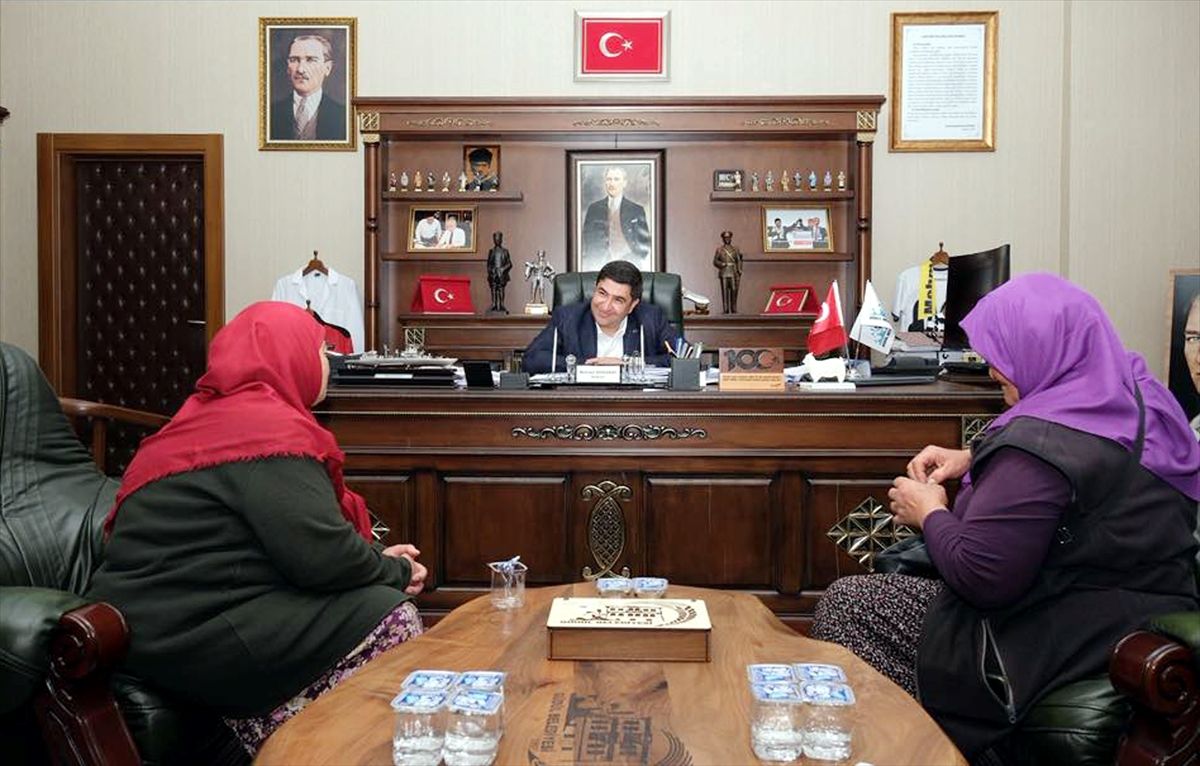 Güdül Belediye Başkanı Vatandaşları Dinliyor