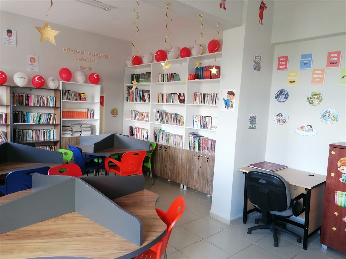 Üveys Göktaş Anısına Kütüphane Açıldı