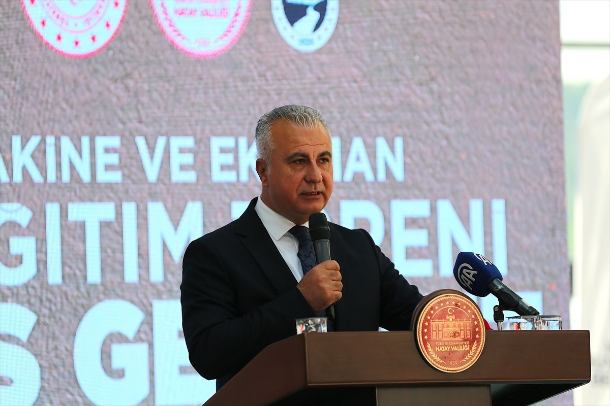 Hatay\'a Destek: Üreticilere Ekipman Dağıtımı