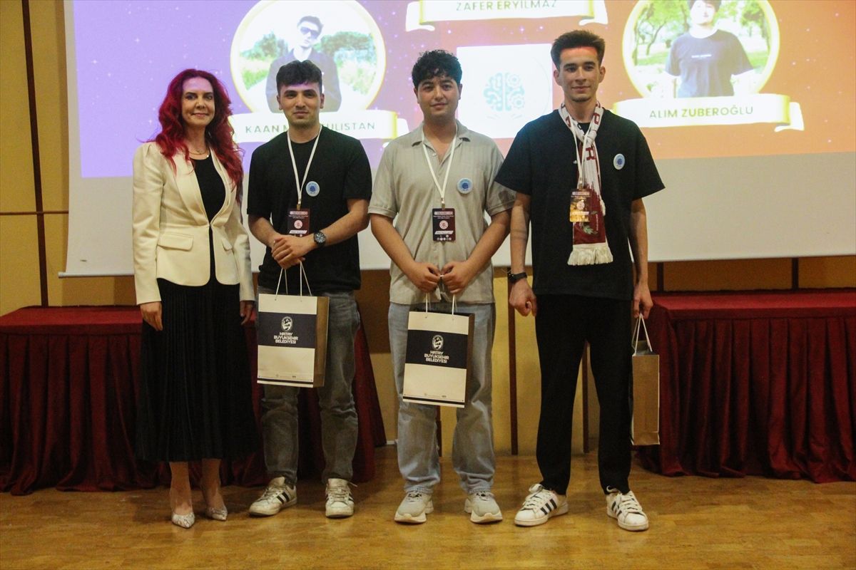 Üniversiteler Arası Bilgi Yarışması Tamamlandı