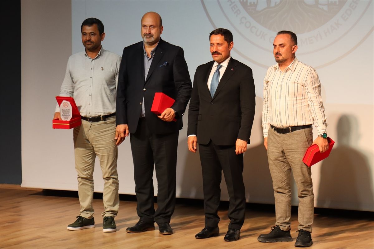 Defne\'de Güvenli Okul Semineri