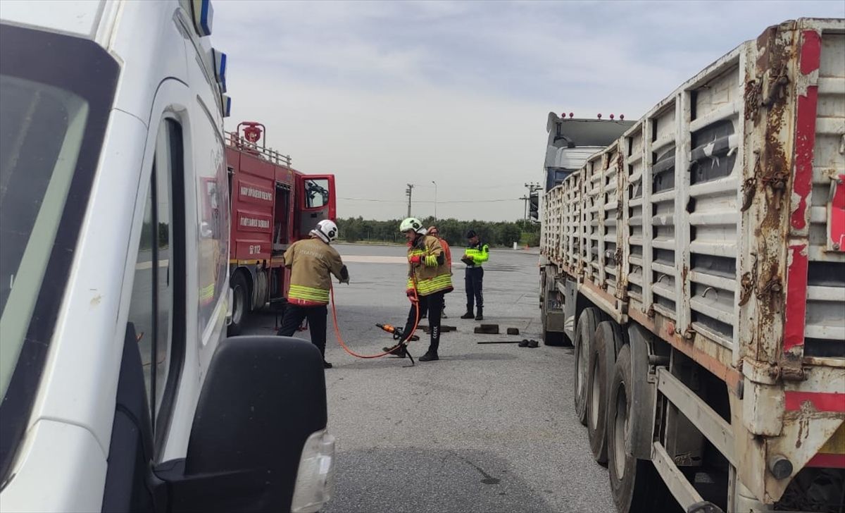 Tır Tamirinde Feci Kaza: Sürücü Hayatını Kaybetti