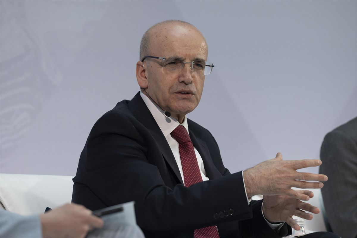 Şimşek: Ekonomik Fırsatlar ve Risk Yönetimi