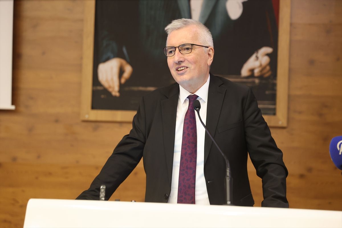 İletişim Eğitimi ve Yapay Zeka Tartışıldı