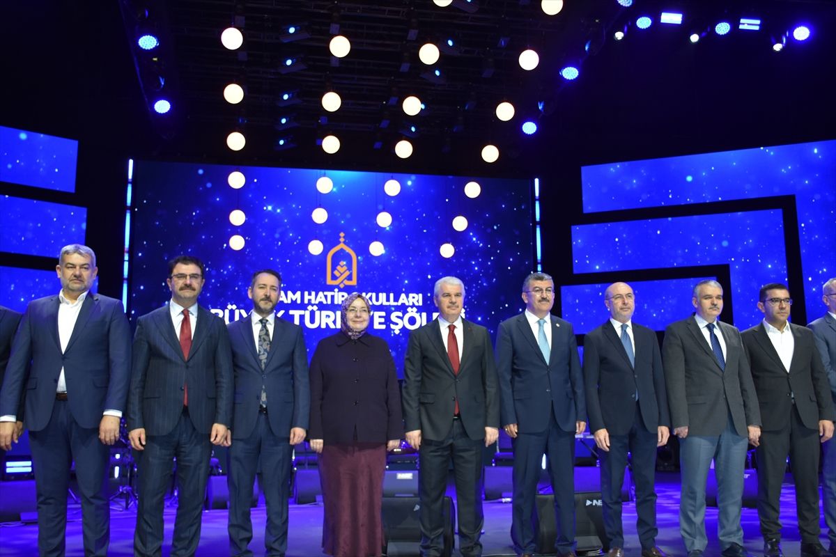 İmam Hatip Okulları\'ndan Gençlik Vurgusu