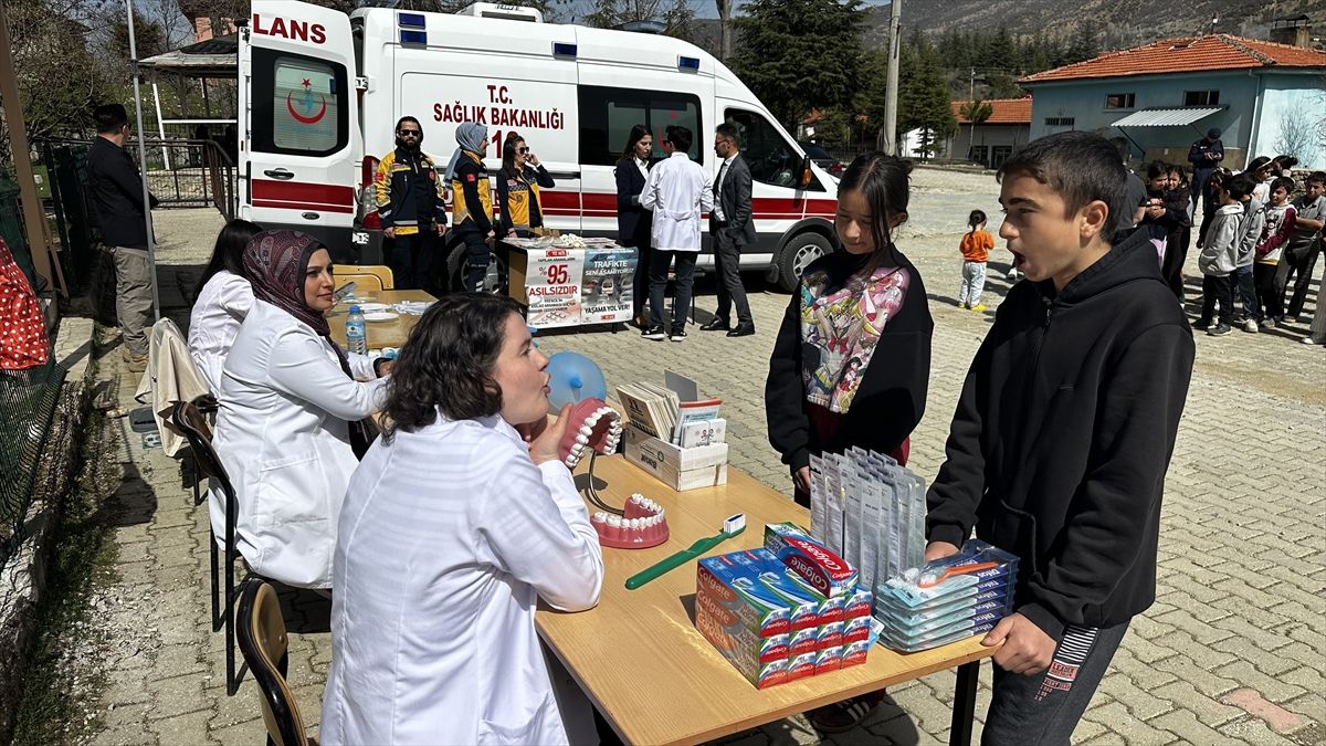 Aksu\'da Sağlıklı Çocuk Projesi Tanıtıldı