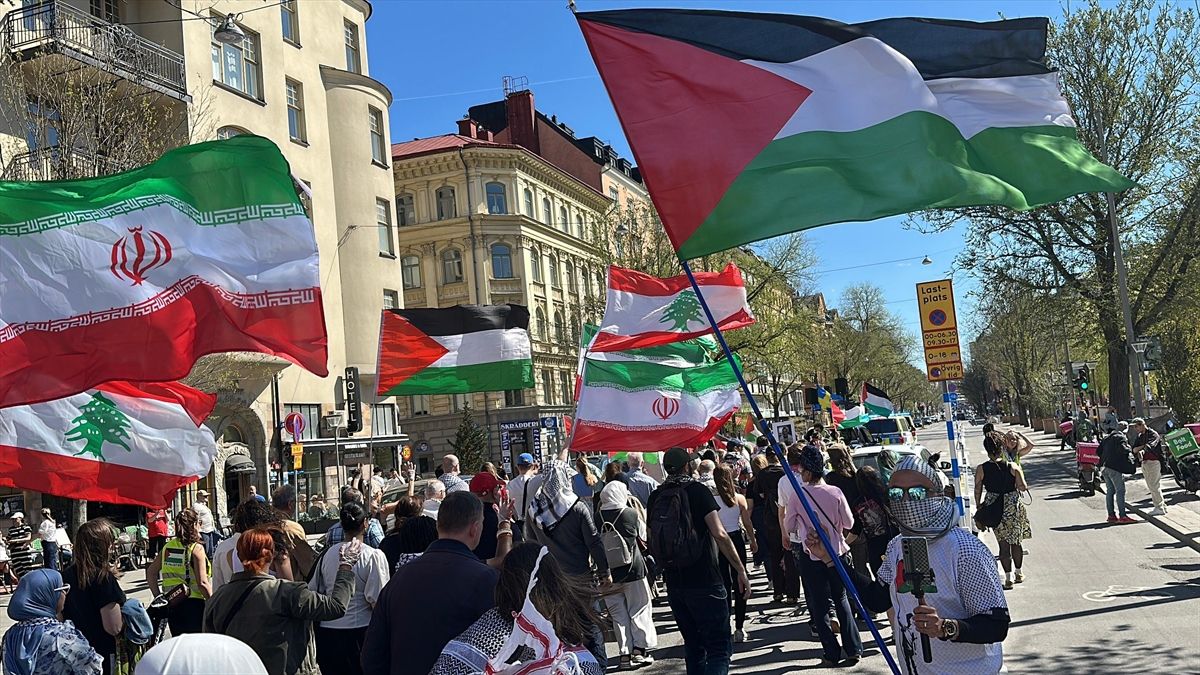 Stockholm\'de Gazze ve Lübnan Protestosu