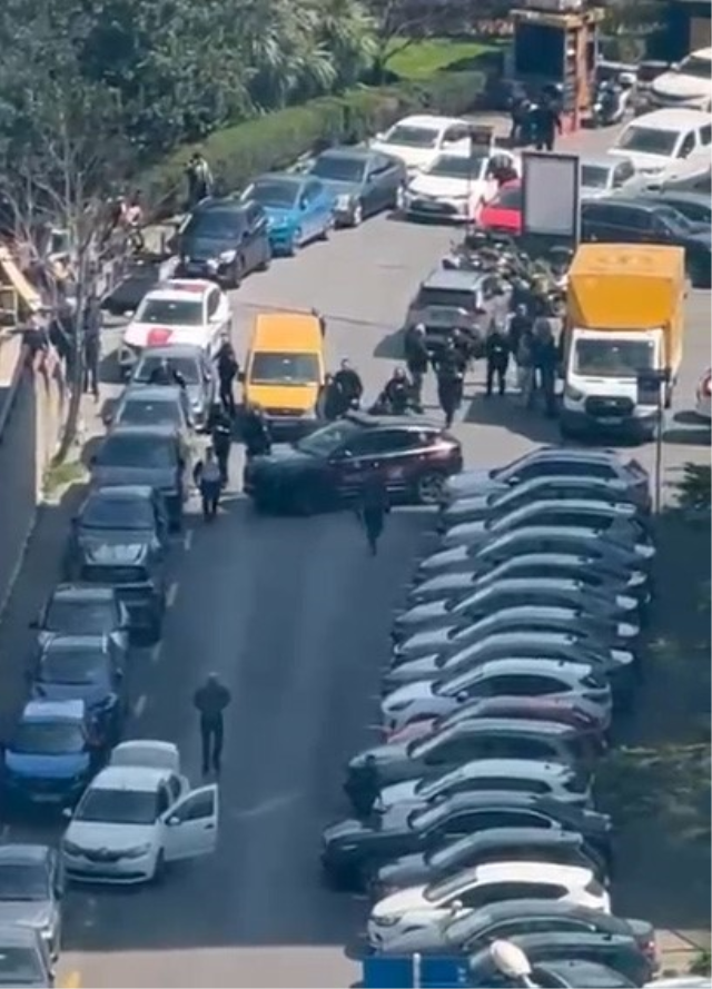 İstanbul'da İsrail Konsolosluğu önünde çatışma