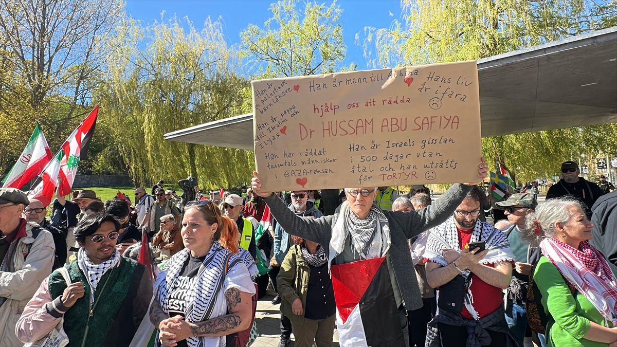 Stockholm\'de İsrail Saldırılarına Protesto