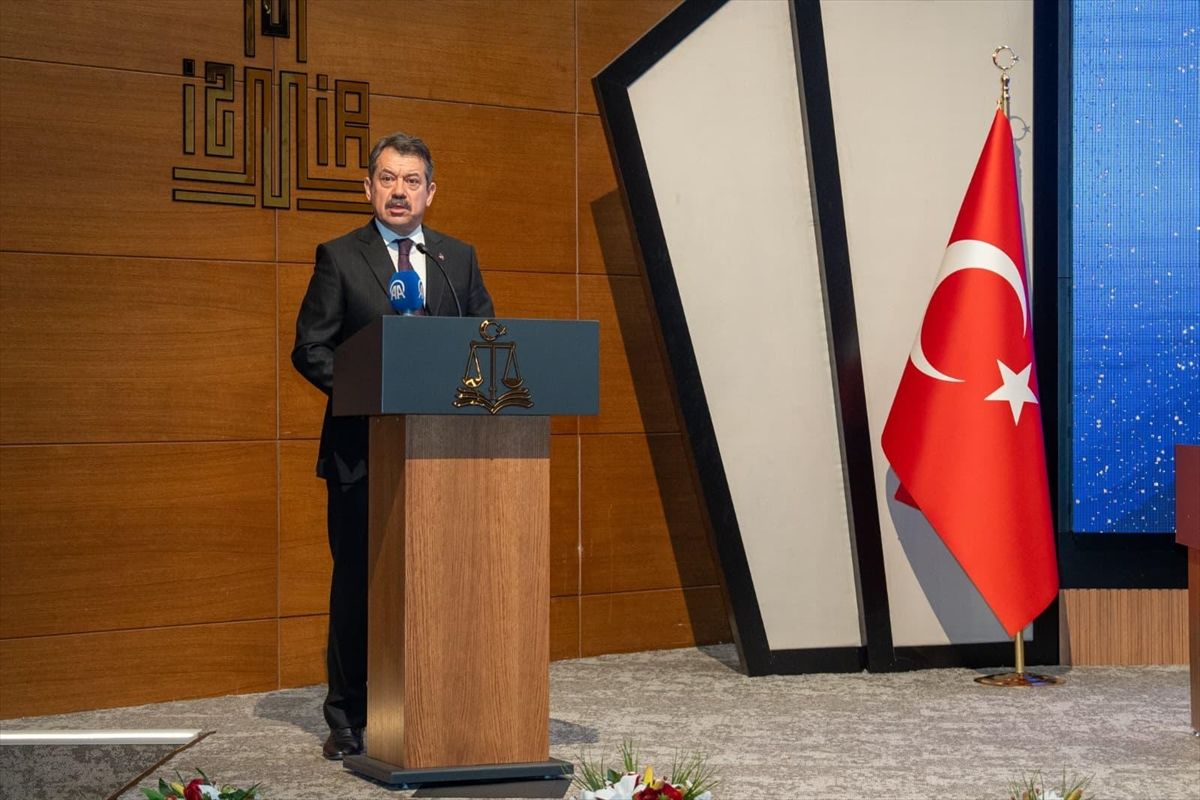 İzmir\'de uyuşturucu dosya sayısı azaldı, yakalamalar arttı