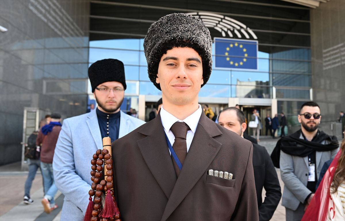 Brüksel\'de Türkiye Kökenli Gençlik Programı