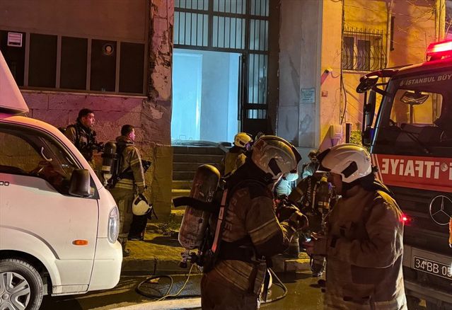 Kağıthane’de Tekstil Atölyesinde Yangın