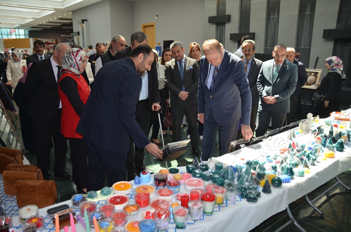 Kahramankazan\'da "Ölümsüz Kahramanlara Vefa Projesi" sergiyle taçlandı