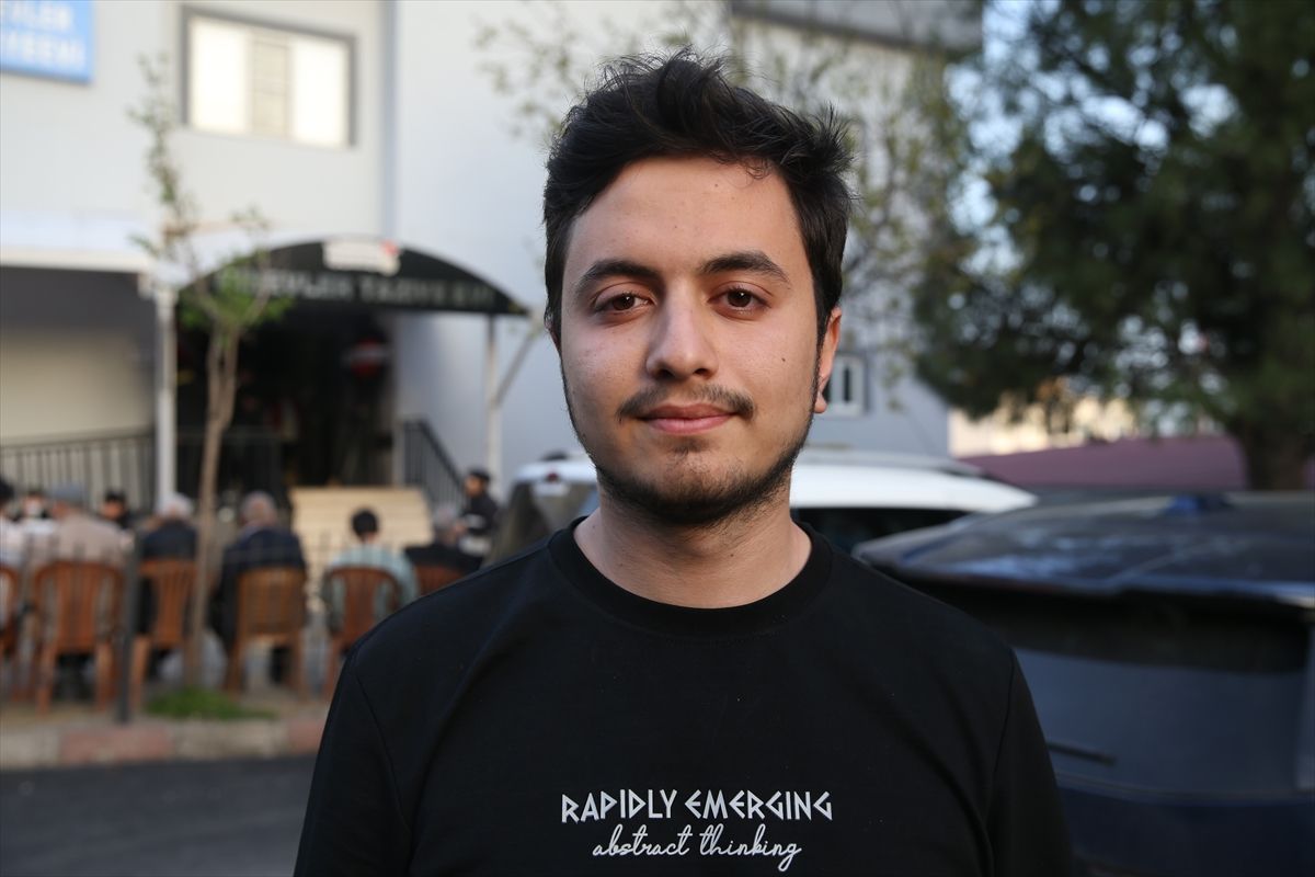 Öğrencilere siper olan Ayla öğretmenin oğulları: Tek tesellimiz...