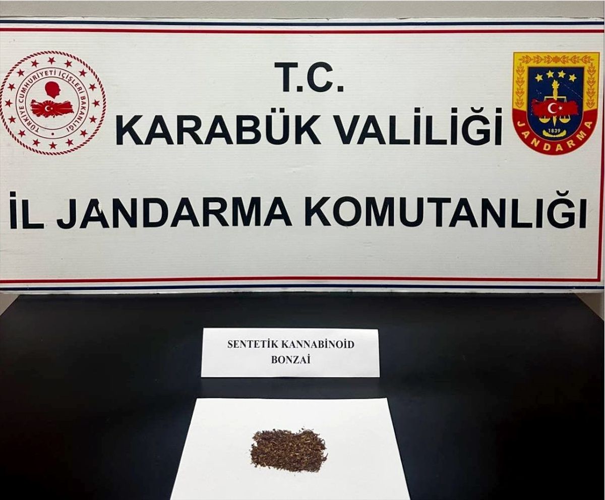 Karabük\'te Uyuşturucu Operasyonu: 3 Zanlı Yakalandı
