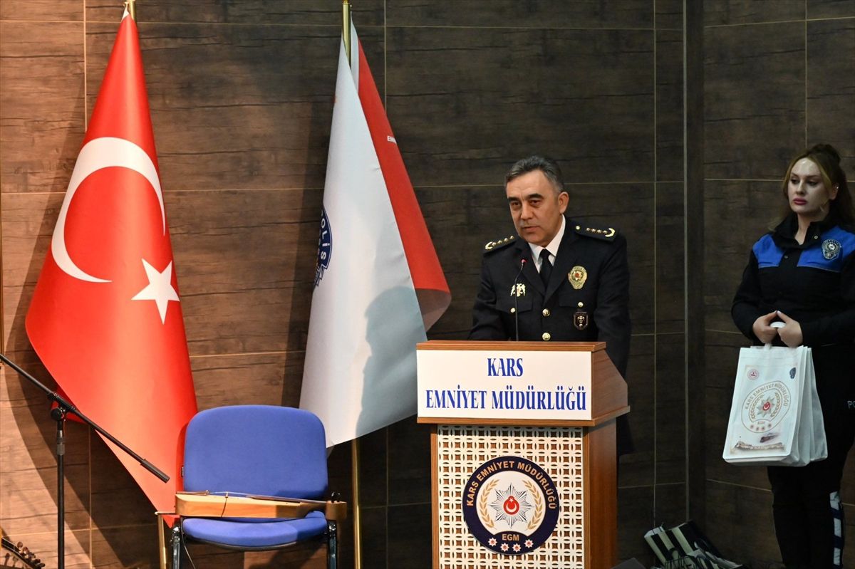 Kars\'ta Polis Haftası Kutlandı