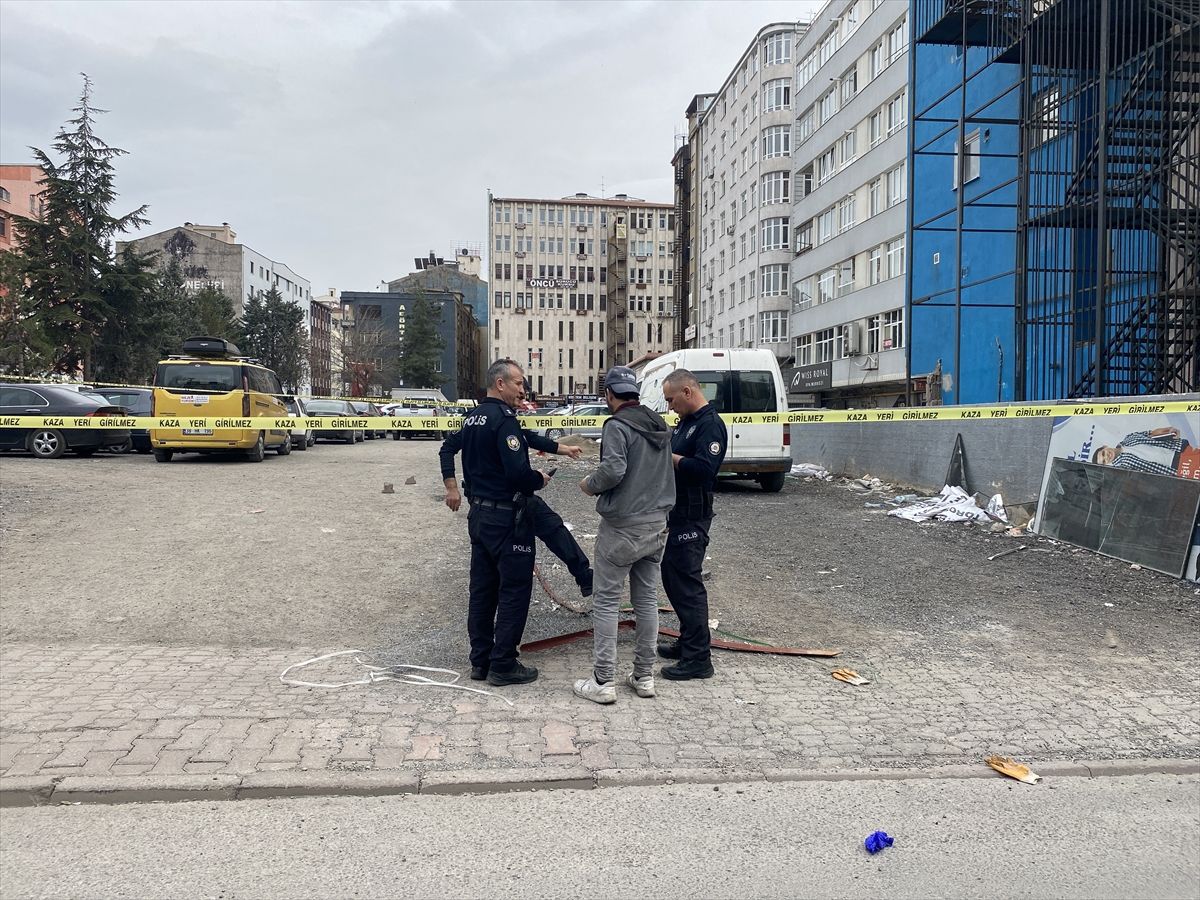 Kayseri\'de Silahlı Kavga: 2 Yaralı