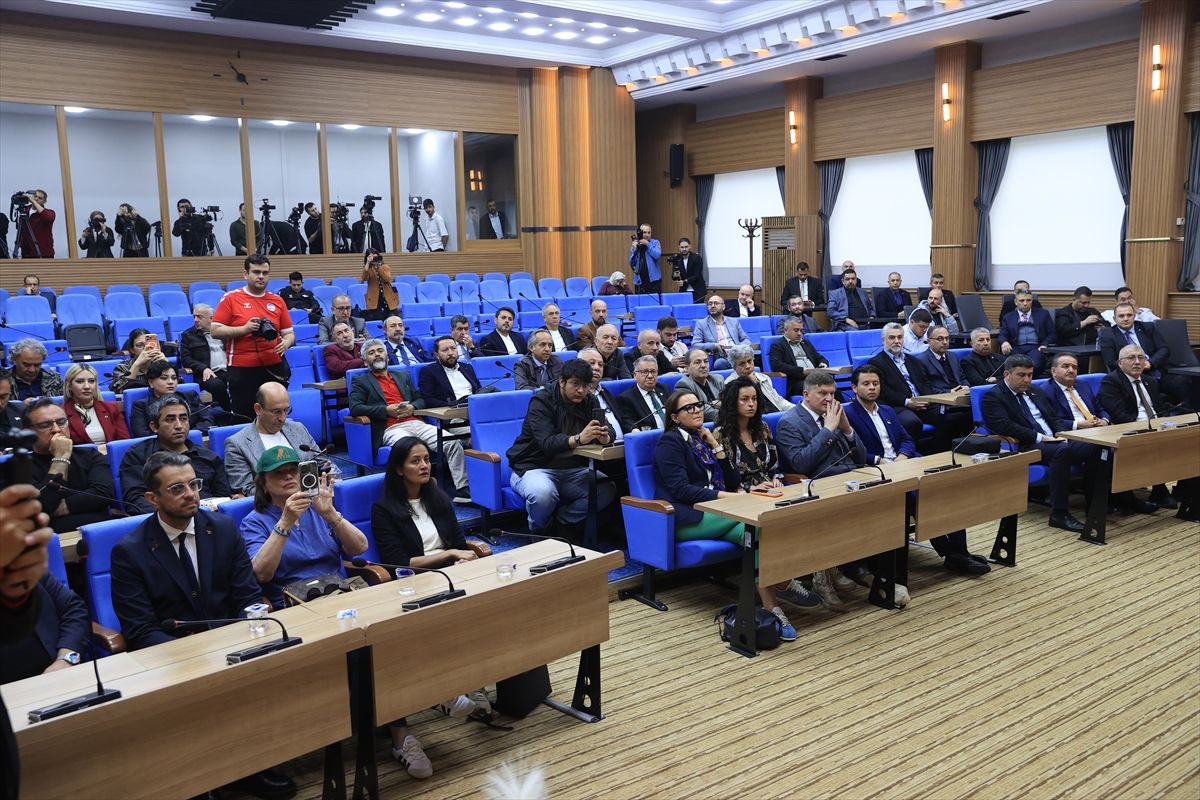 Kayseri\'nin "2029 Dünya Spor Başkenti" adaylık sürecine ilişkin bilgilendirme toplantısı yapıldı