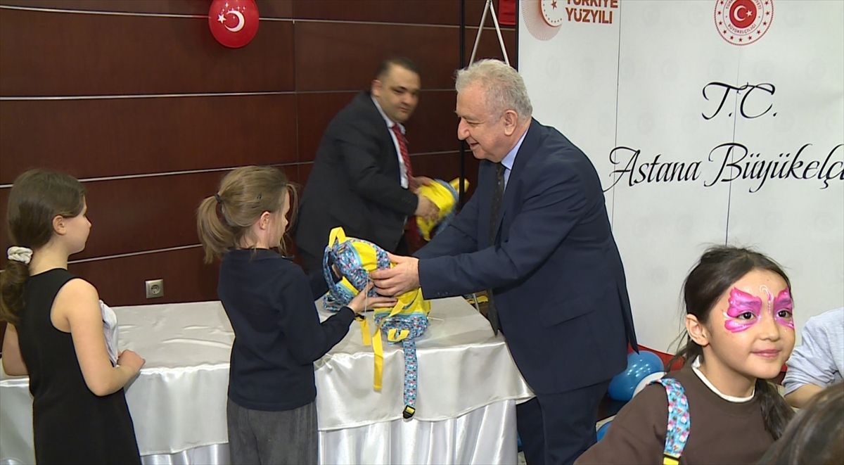 Astana\'da 23 Nisan Kutlaması