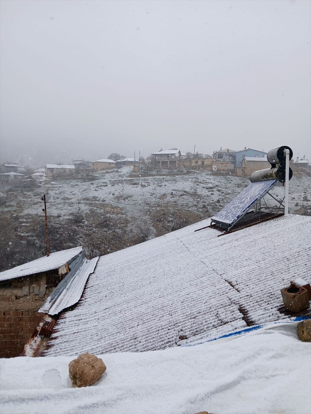 Elazığ\'da Nisan Karı Üreticileri Tedirgin Etti