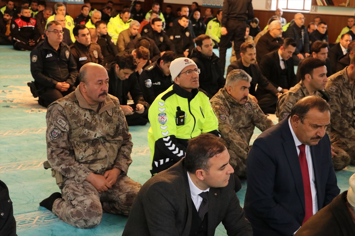 Kilis\'te "Polis Haftası" kapsamında şehitler için mevlit okutuldu