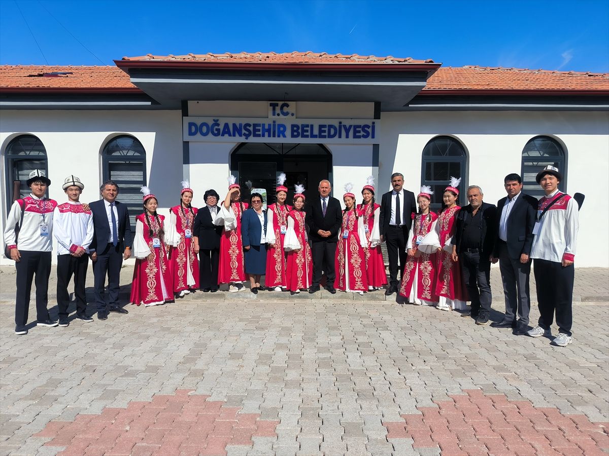 Kırgız-Türk Lisesi Doğanşehir\'de