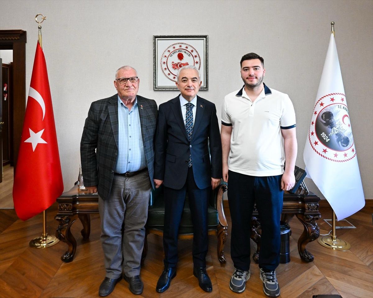 Kırklareli Valisi Gaziyi Ziyaret Etti