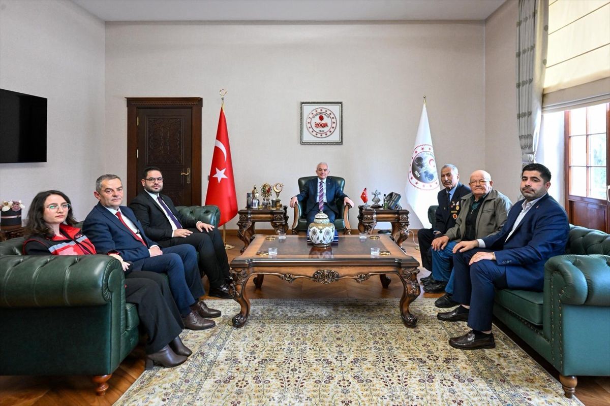 Vali Turan’dan gazilere ve şehit annesine anlamlı ziyaret